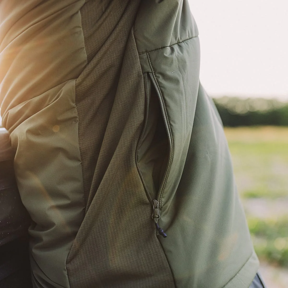 ASCENT HYBRID JACKET - Image 5