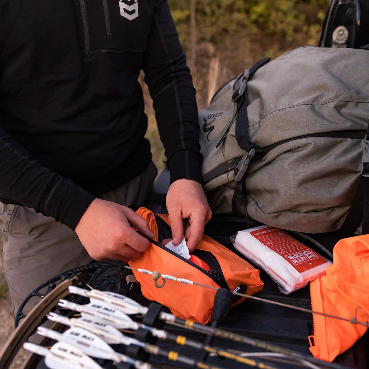 FIELD DRESS KIT - Image 8