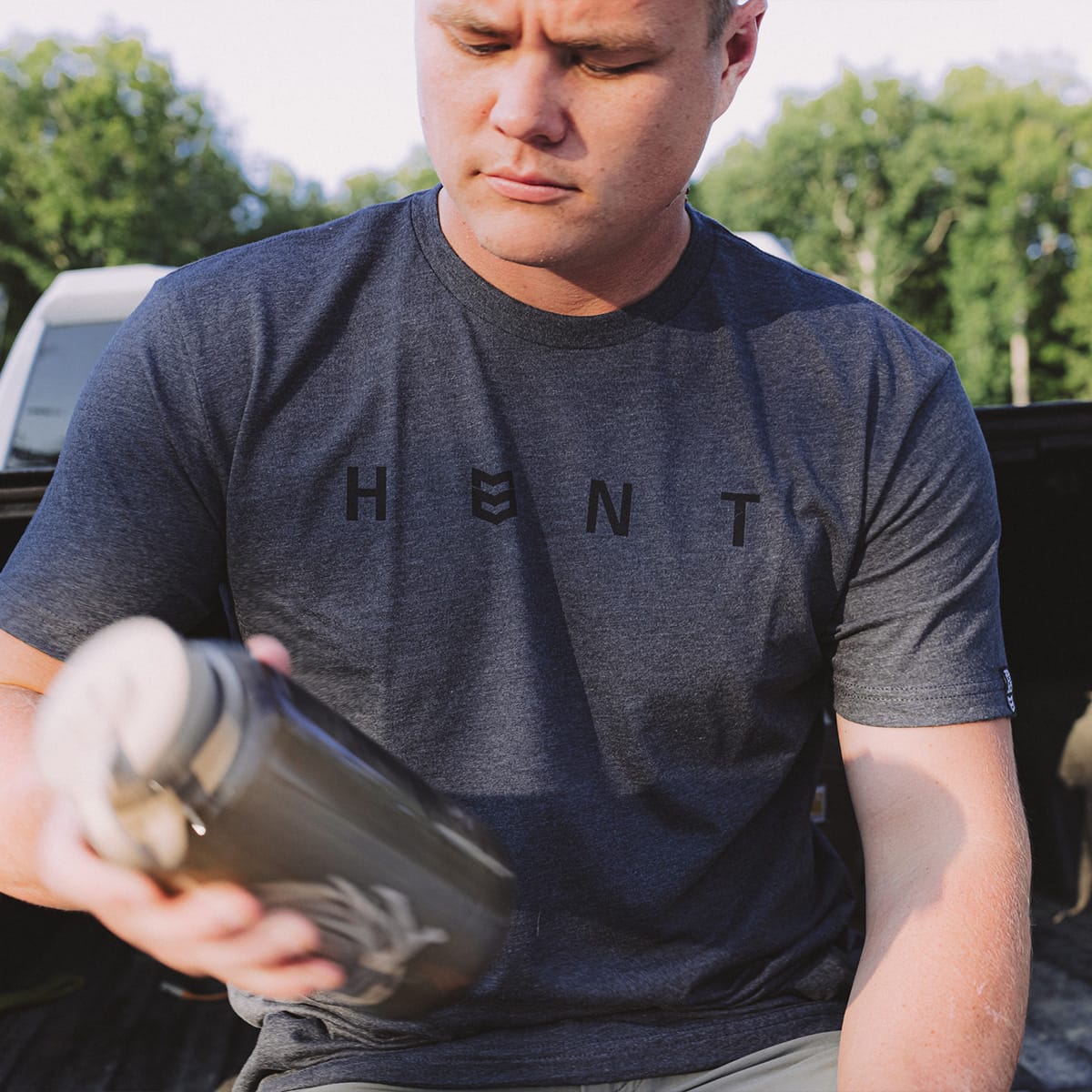 H.U.N.T TEE - Image 7