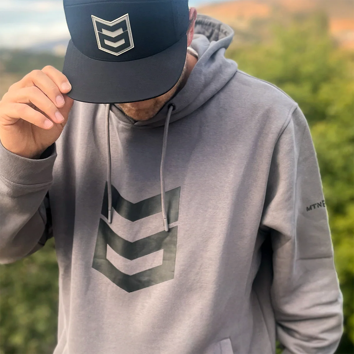 ICON HOODIE - Image 5