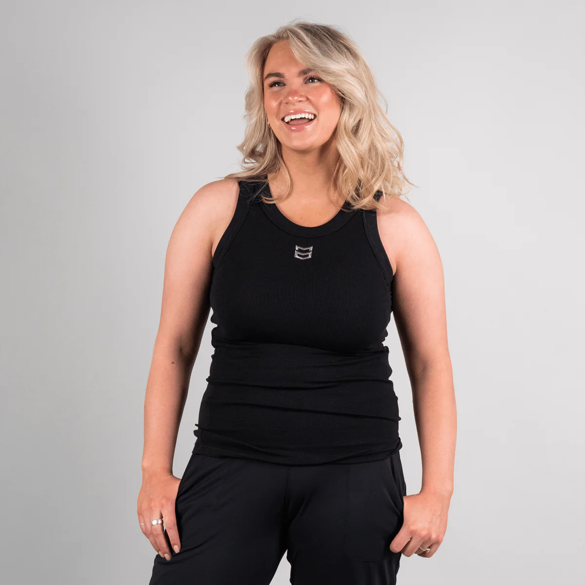 WOMEN'S CHARM TANK TOP - Image 4