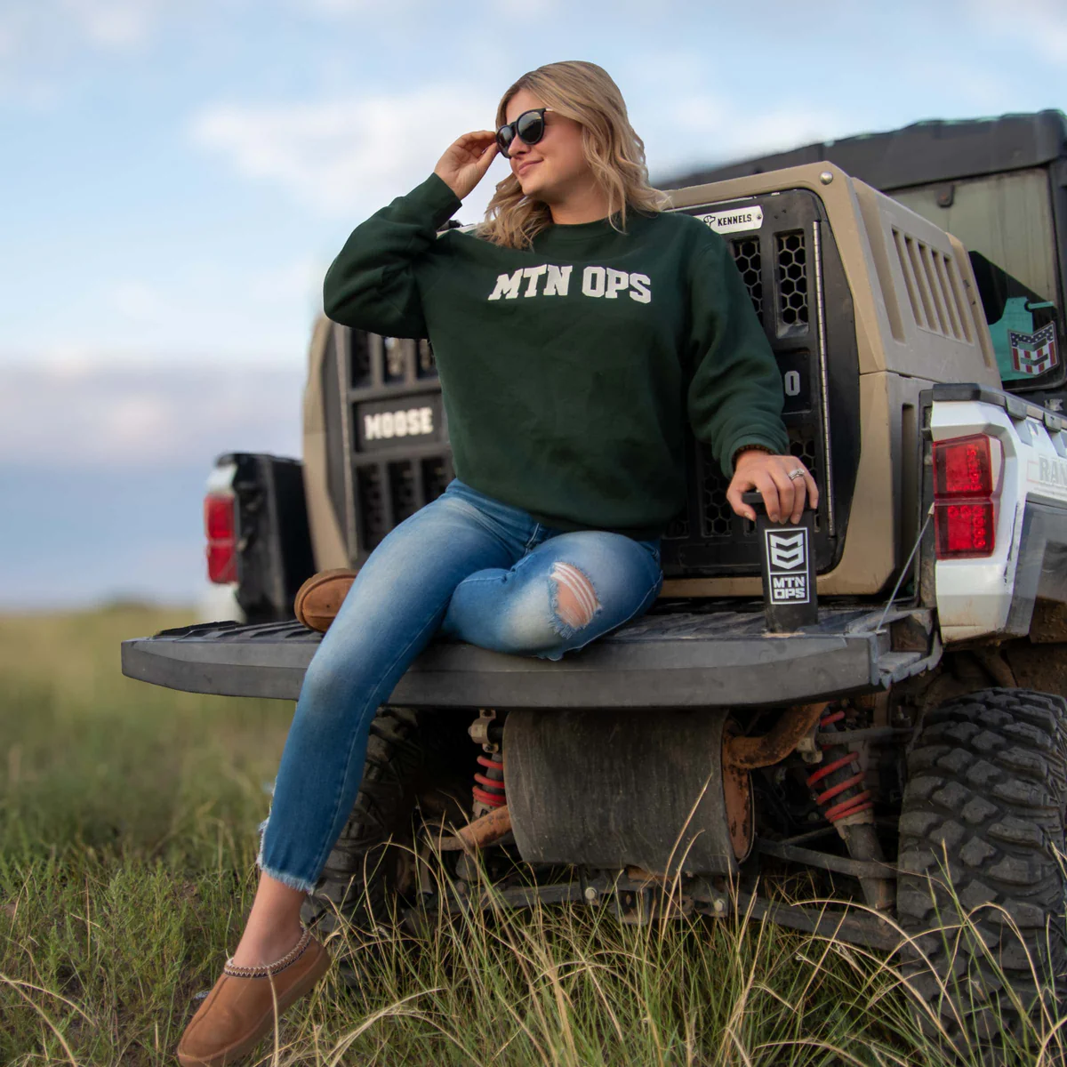 WOMEN'S MTN OPS CREWNECK - Image 3