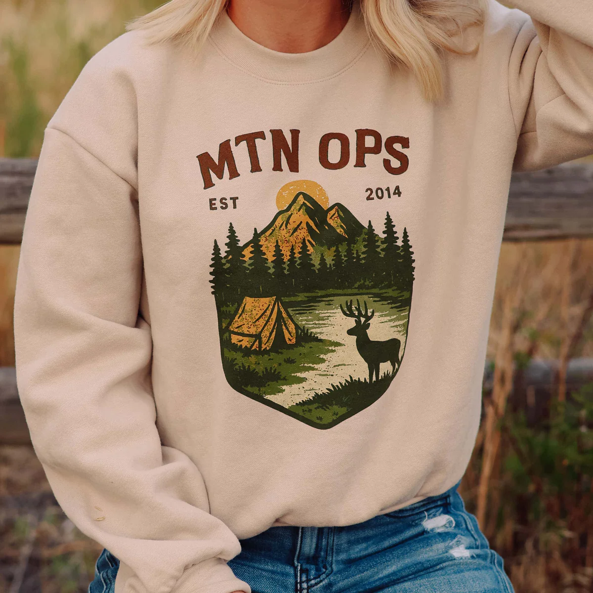 WOMEN'S MTN VIEW CREWNECK - Image 4