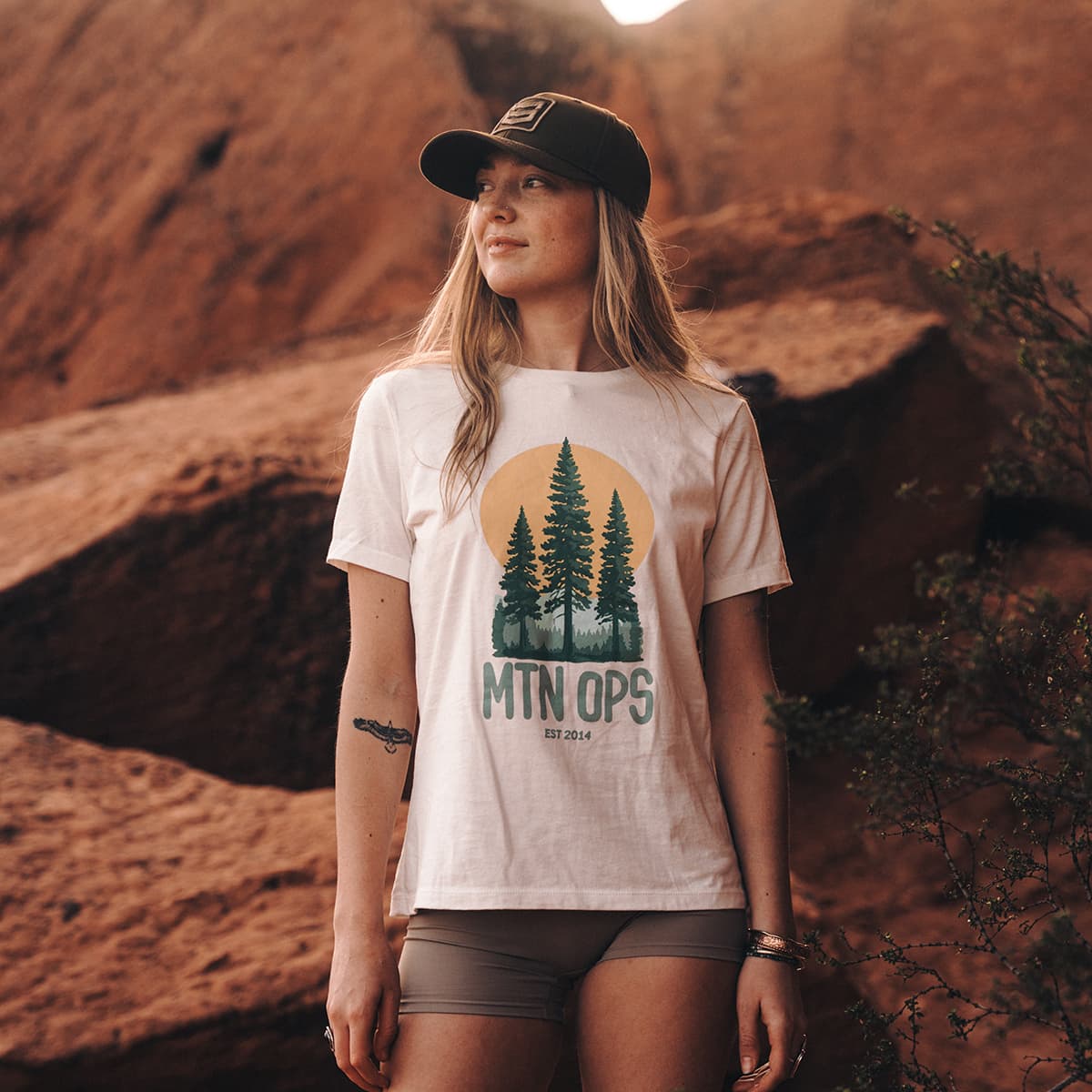 WOMEN'S PINE TEE - Image 4