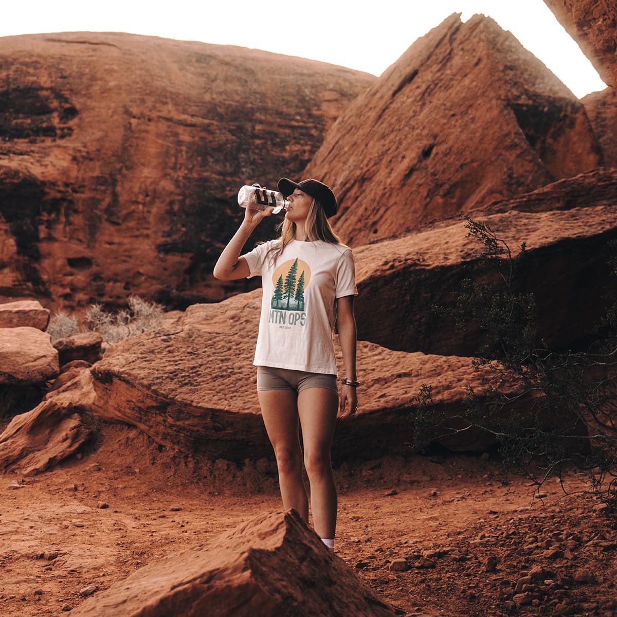 WOMEN'S PINE TEE - Image 6