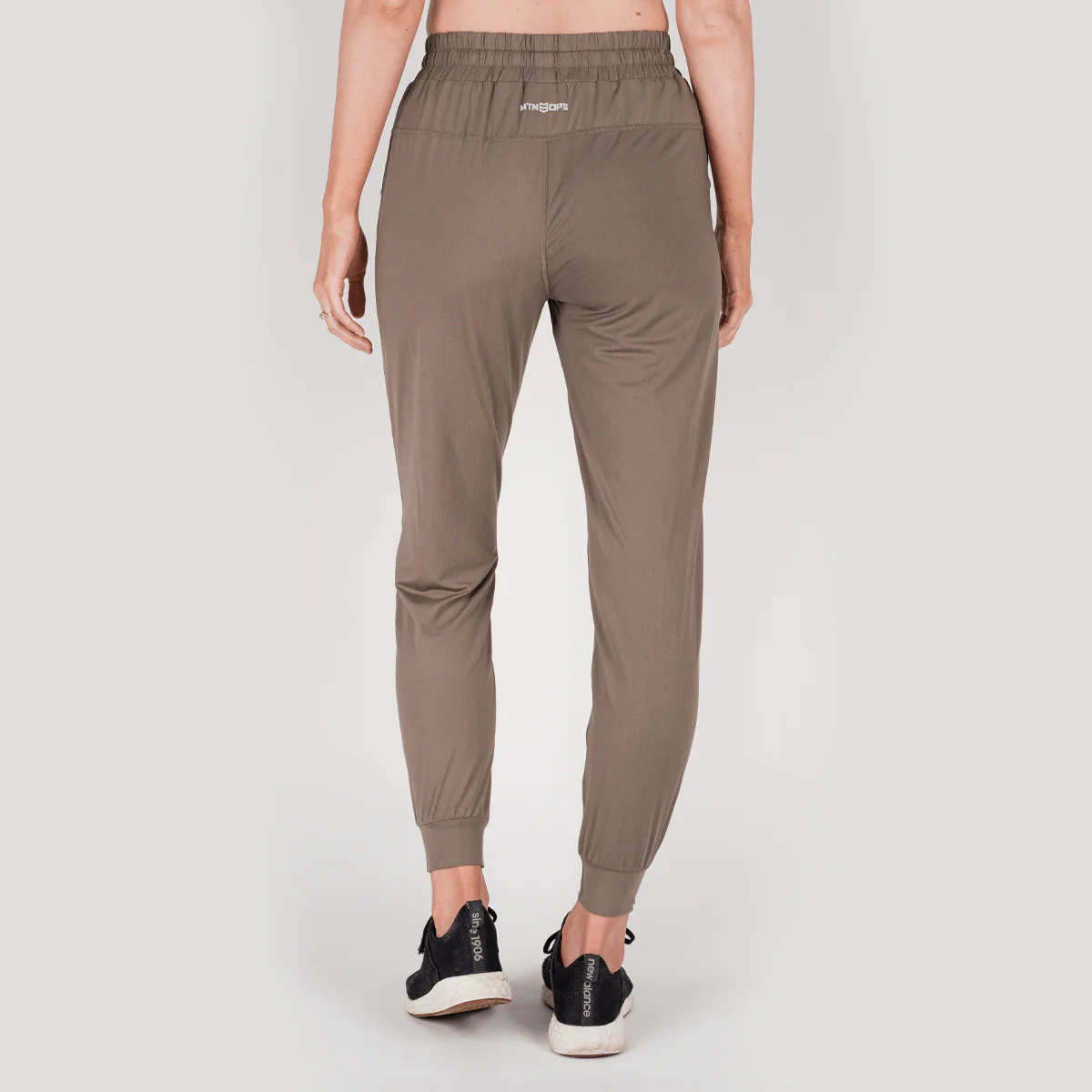 WOMEN'S REVIVE JOGGER - Image 10