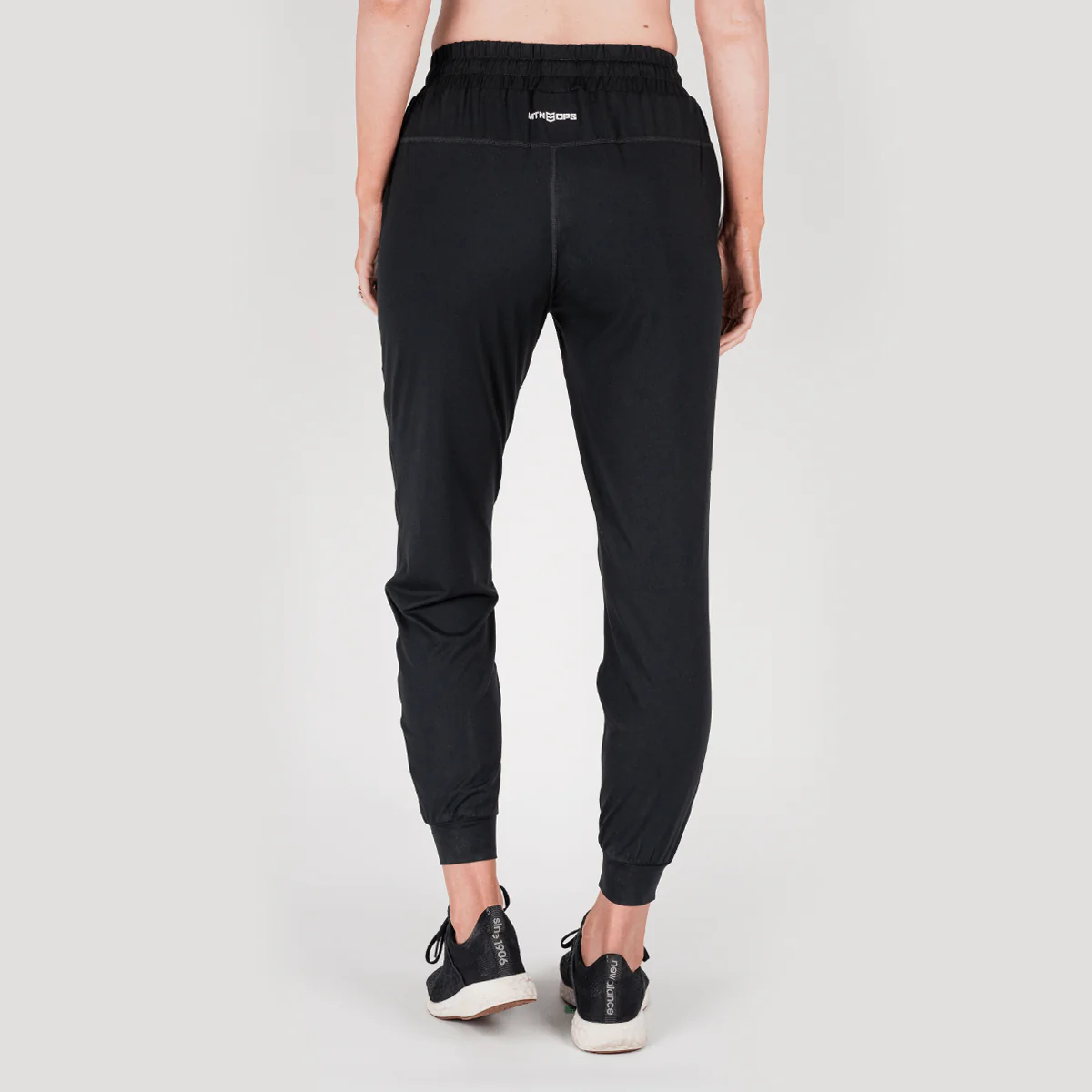 WOMEN'S REVIVE JOGGER - Image 6