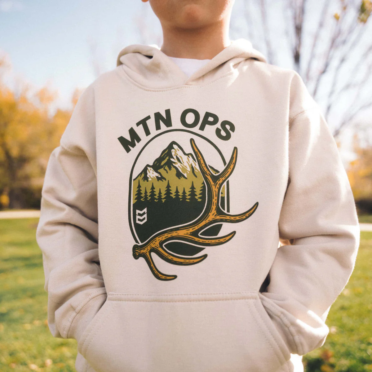 YOUTH SHED HOODIE - Image 3